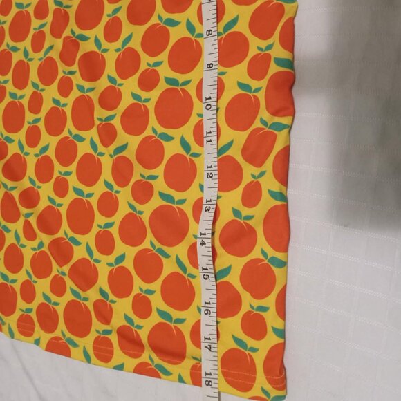 One-of-a-kind hand made Tomato skirt - end-of-roll fabric - material: spandex - Picture 3 of 7